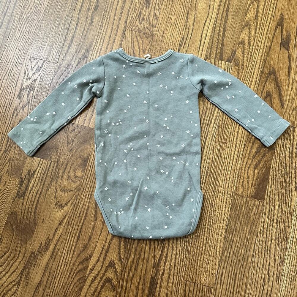 Quincy Mae baby bundle in stars and dusk, size 6-12 month (3 pieces) - Picture 10 of 11